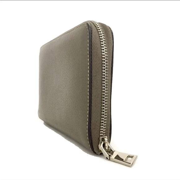 Authentic Celine Bifold Zippy wallet - Picture 4 of 13